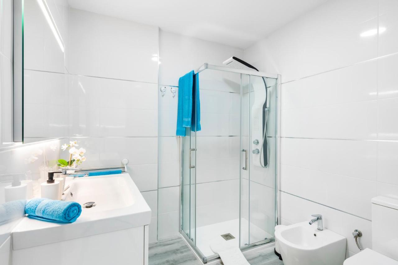 Sunshine Smart Home Hi-End Services Av Streaming Arona  Buitenkant foto